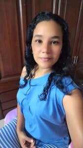 JADEELOVEE: Public ( 5 фото)