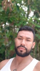 TelesIzaiasのEu aíの 2枚の写真