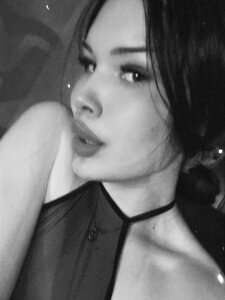 misssurprizisss Public Pic 6