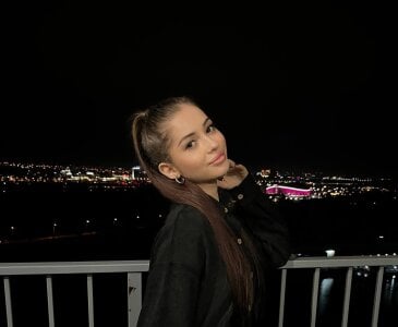 Just meeee 🤩 od Viola_Rivera  3 snímek