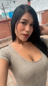 Caroliina_Saenz Public Pic 3