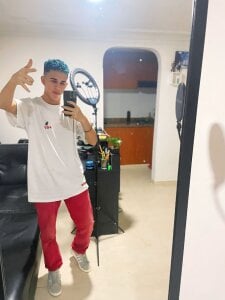 isaaclatino me Pic 4