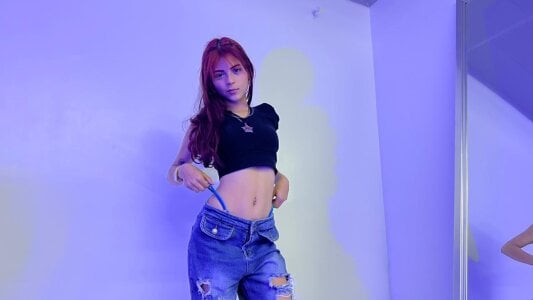 VioletteRoselle Public Immagine 