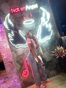 kiaratentation holy devil Bilde 2