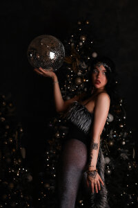 ArlineCarroll Happy New Year🎄 Pic 4