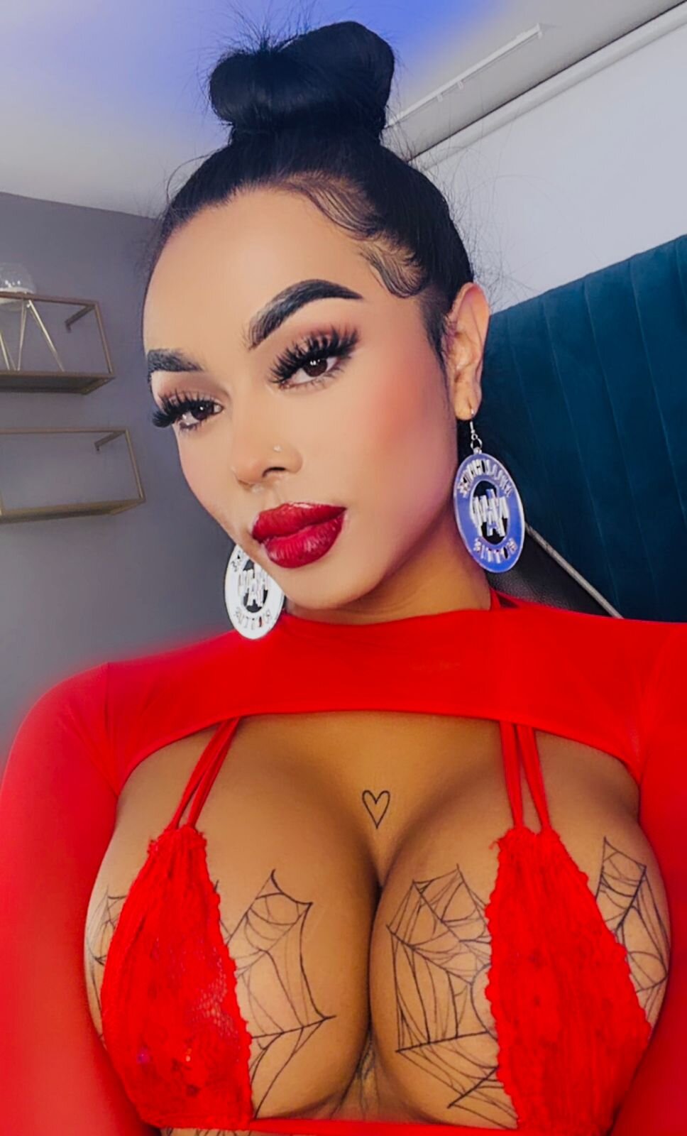 tinaqueen_noa 热门图片 6762