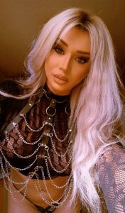 AlenaRios Public Pic 5