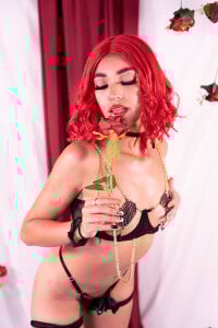 katie_rougee_ 🌶️ Sweet face, sinful body.  4. fénykép