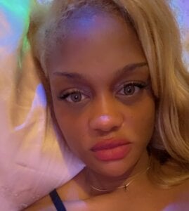 Angelbunnyy Public  4টি ছবি