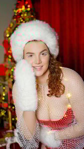 KarenClarks ❄️❤️🎁 Pic 2