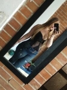 CamilleRouge Public Kuva 5