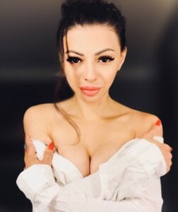 Layana_Ro Public รูป 