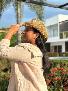 ellamontoya escape with me 💖 Foto 2