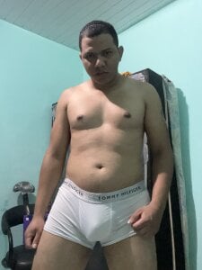 Loaisn: Sexy ( 2 фото)