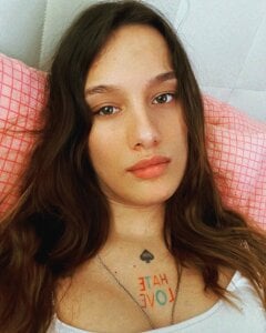 ChristyAdel ЭТО Я Pic