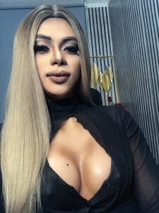 YOUR BEAUTIFUL WIFE de AlisonCox  9 Imagens