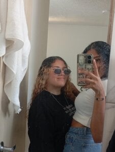 isabel_zara Public Pic 7