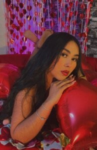 Cameliaa_Smiith Your Valentine's gift Foto 4