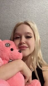 NecoleRemondini Annie connections Pic 5