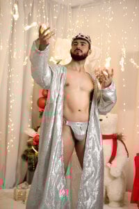 Merry Christmas to everyone! I wish you a lot of love and passion for your dreams. de MarkWalker__  3 photos