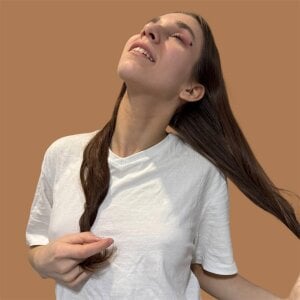 PetraHambelton The modest one Pic