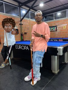 BobbyHot_4u Public Pic 4