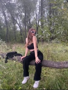 Alicia_Adammss Public Gambar 3