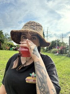 SarahCastro1_ ✨🍓A little about me ✨🍓 Pic 5