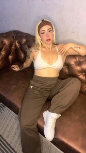 Emily you are so sexy de Emily_robertss  3 Imagens