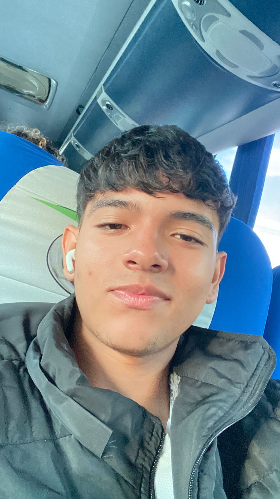 Lucio_Dewey Trending Pic 8585