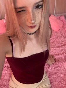 OnlyEva1のPublicの 4枚の写真