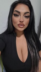 JessycaNoir Public Pic 2