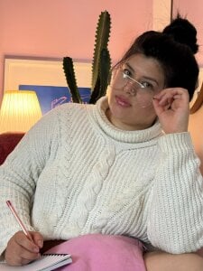 READING A BOOK de adhara-walk  8 Imagens