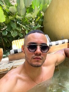 Dusan_Grey77 Dusan Pic 4