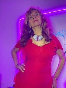 DominaLeona