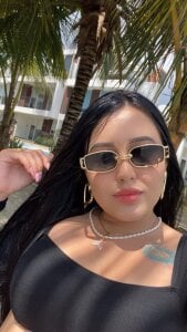 SarayRoyse beach Pic