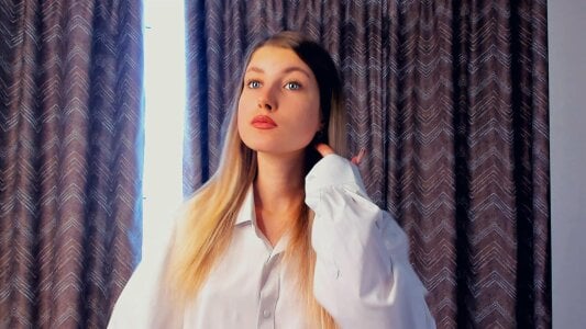 DanitaEibell Public Pic 2