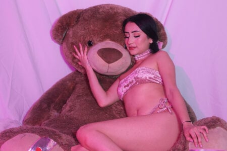 Profanared_ Velvet & Kisses 💄💗 Kuva