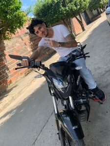 Kriss_Edwards Kriss BIKER Pic 2