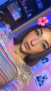 NickiYoungPublic Bild 9