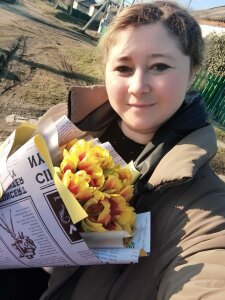 Monro_Shari Public Pic 2