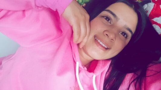 kaylaa_sex MY PRETTY FACE TO RECEIVE YOUR MILK🤪 Foto