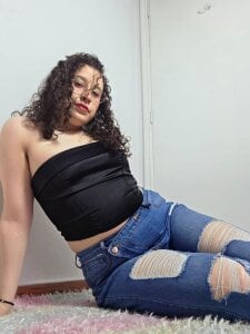 Charlotte__MillerのDon't be fooled, I look very innocent but I can also be very naughty. ❤️の枚の写真