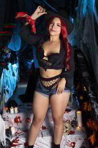 BriannaHill_ Happy Halloween 🎃🍭🍬😈🎃🍭🍬 Pic 4