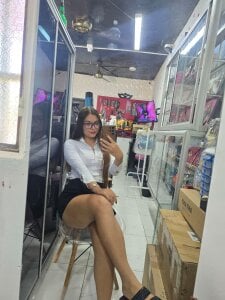 your trusted secretary de rapunzel069  3 Imagens