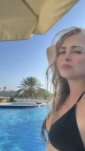 NikkiMisPublic图片