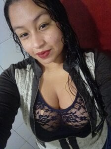 Lara_Garcia1 Public Pic 5