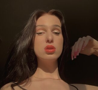 JennyStoyn Me 2 사진