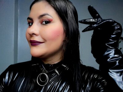 Violettacastello12 latex 2 Pic 4