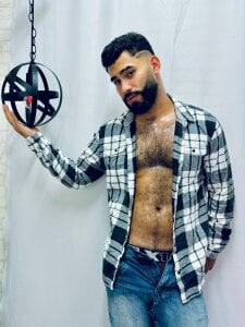 MattewRey Hairy boy Hình 3